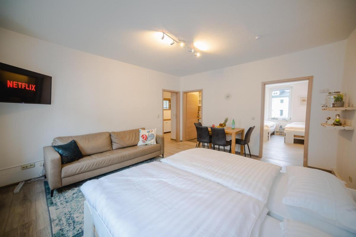 Ferienwohnung Laura In Gera Fuer Bis Zu 4 Personen - Neu Renoviert Экстерьер фото